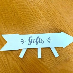 Gifts Sign 🎁